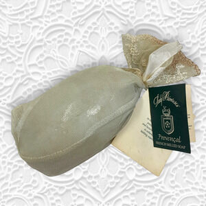 Vintage Lady Primrose Provencal Lavender French Milled Soap Lace Exfoliant 5 oz